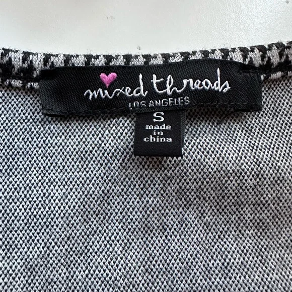 Mixed Threads, Size S - Picture 2 of 4